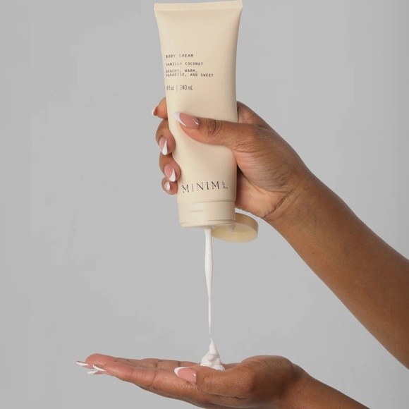 Vanilla Coconut Body Cream by Minim LA - Luxurious Skincare - Picture 3 of 3
